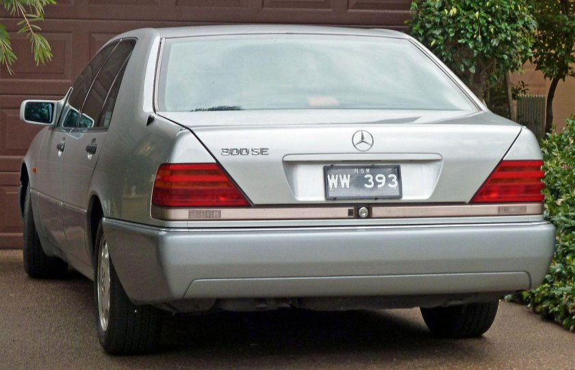 Mercedes-Benz 300se w140