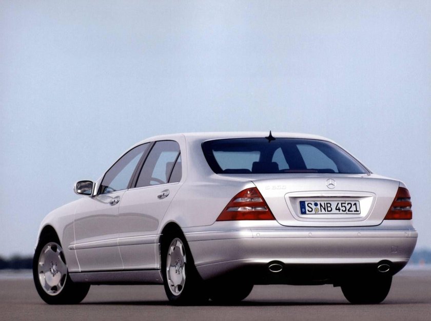 Mercedes Benz s600 w220