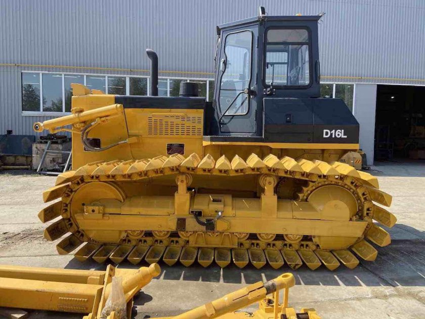 Бульдозер Shantui sd16