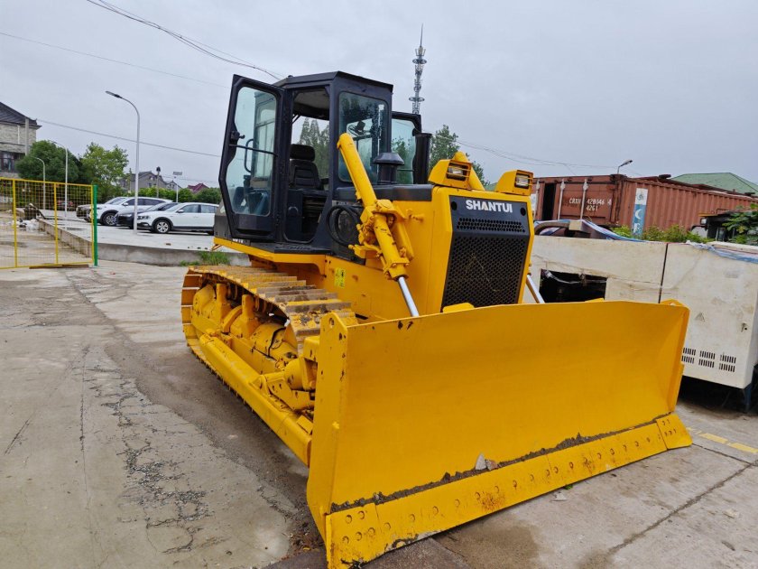 Бульдозер шантуй sd 16