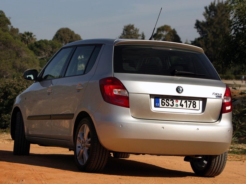 Skoda Fabia 5j