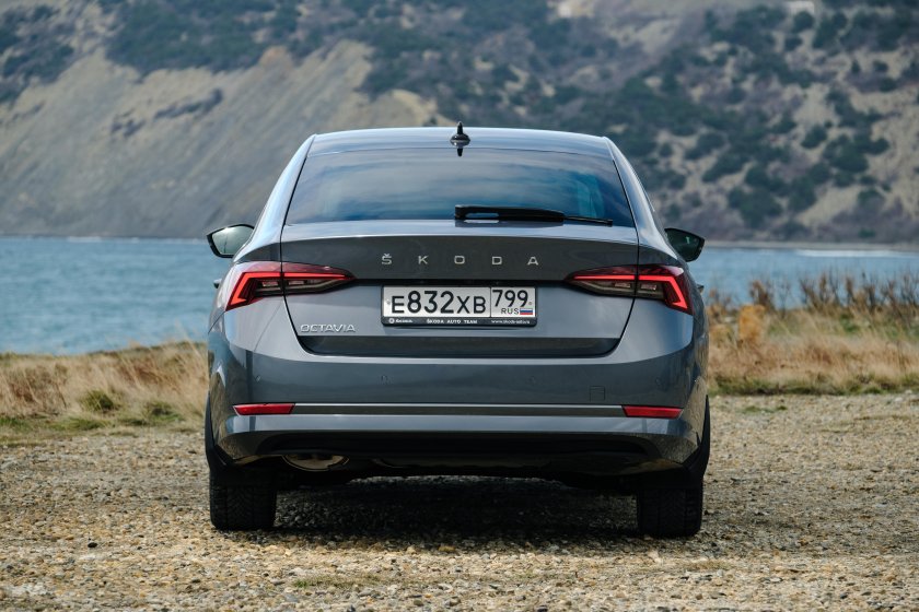 Шкода Октавия 2021