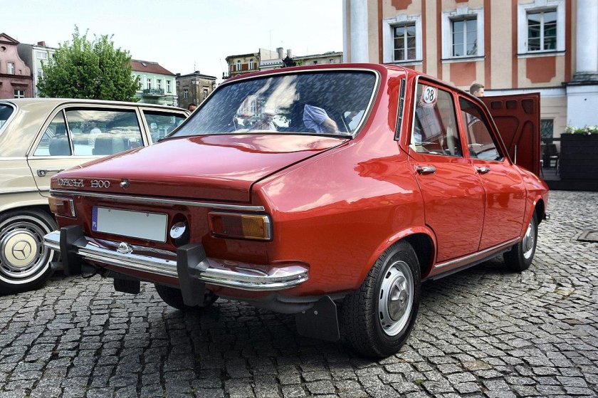 Dacia 1300