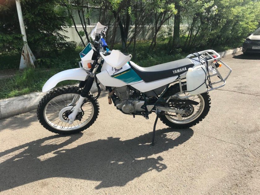 Yamaha xt225