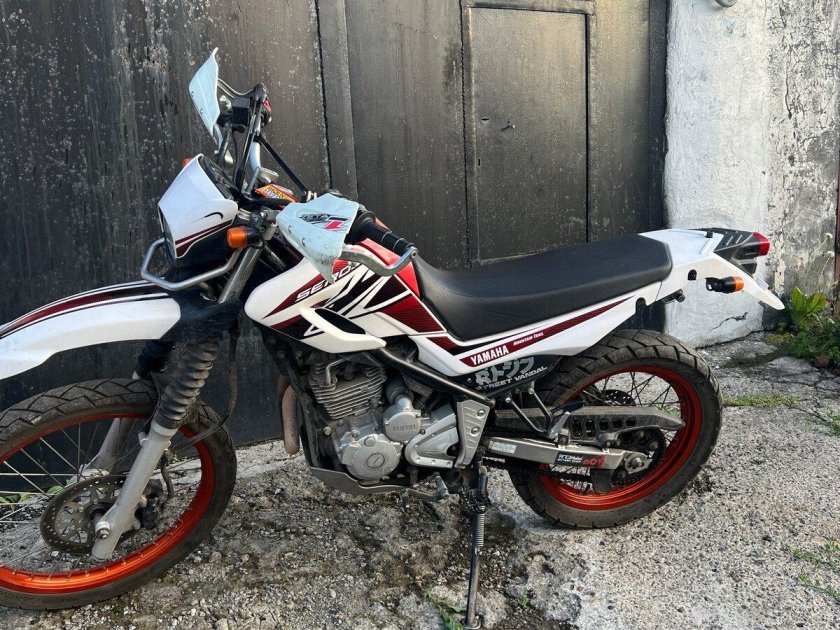 Yamaha xt 250 serow