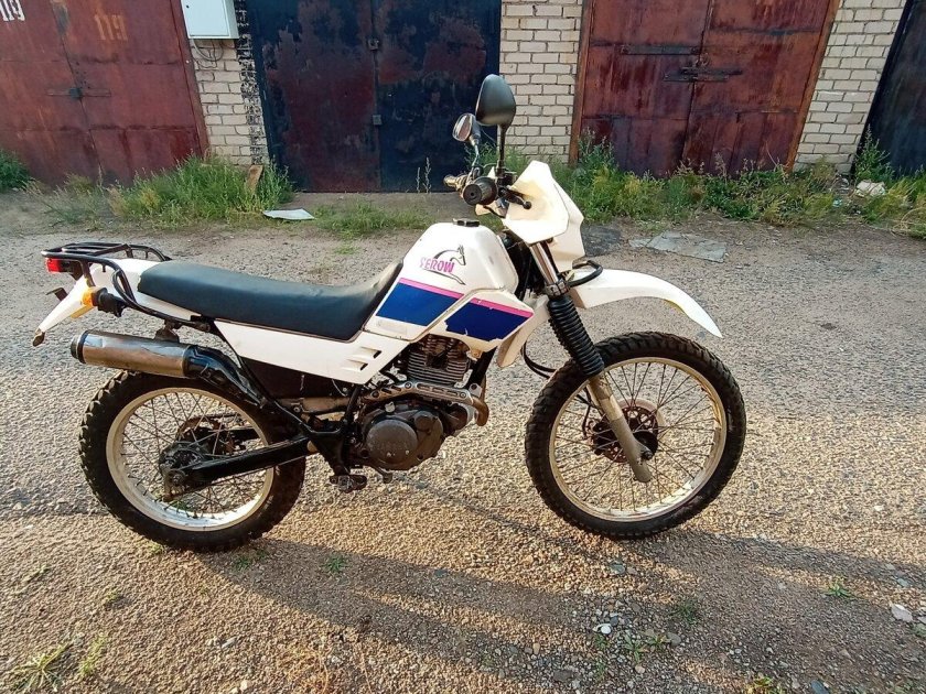 Ямаха серов 225