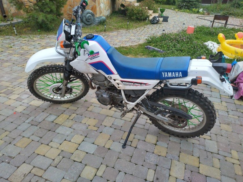 Yamaha xt225 serow