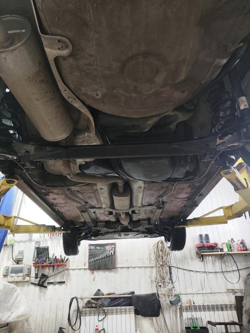 Пескоструйная очистка днища Октавия а5