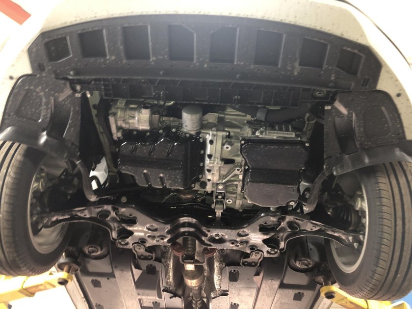 Защита двигателя Шкода Рапид 2021