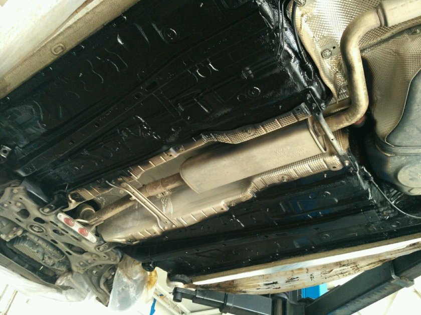 Днище Шкода Рапид 2015