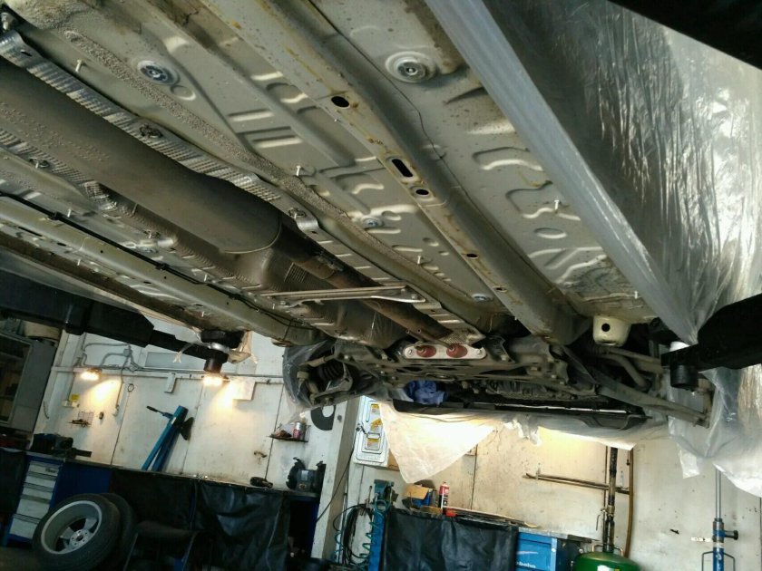 Днище Шкода Кодиак