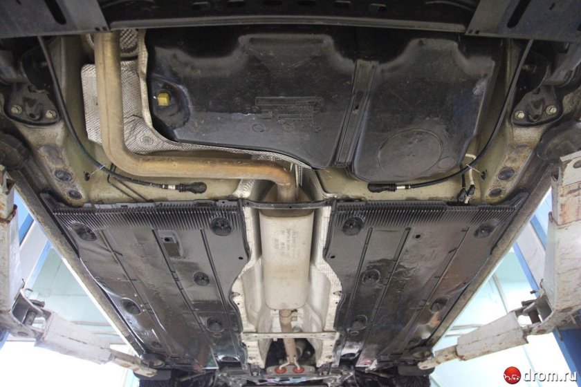 Skoda Octavia a5 FL днище