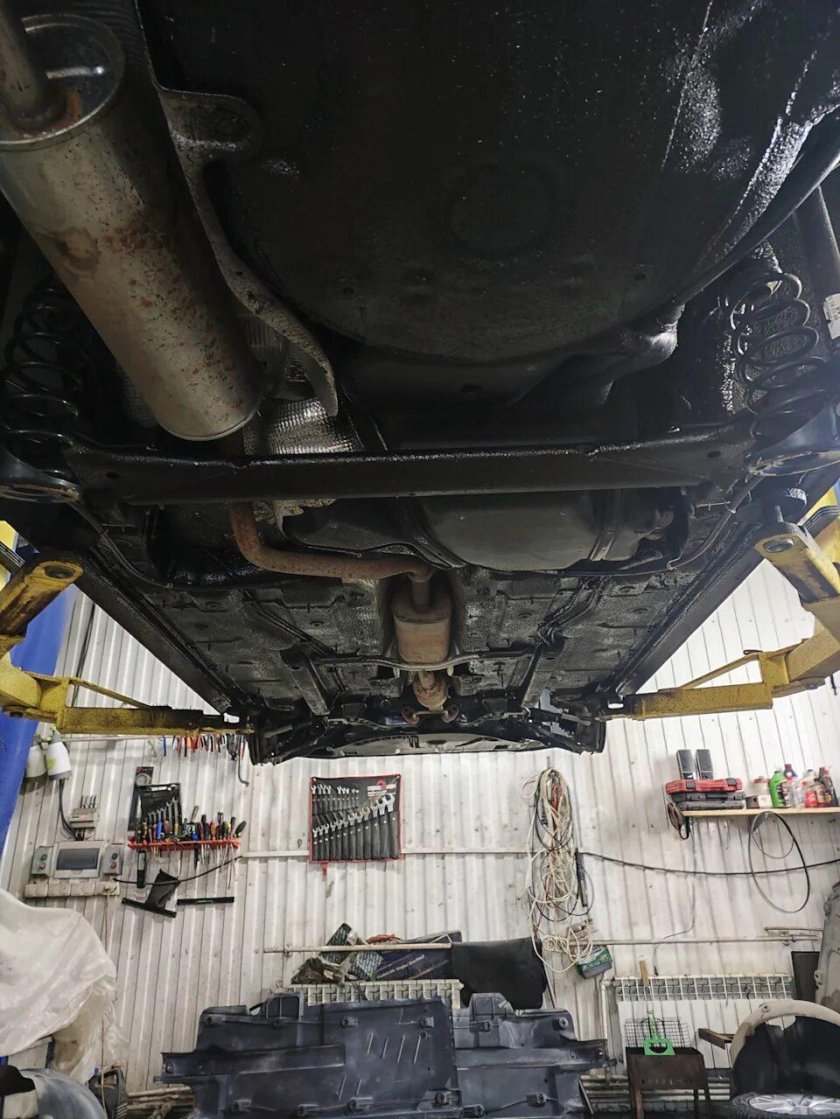 Днище Шкода Рапид