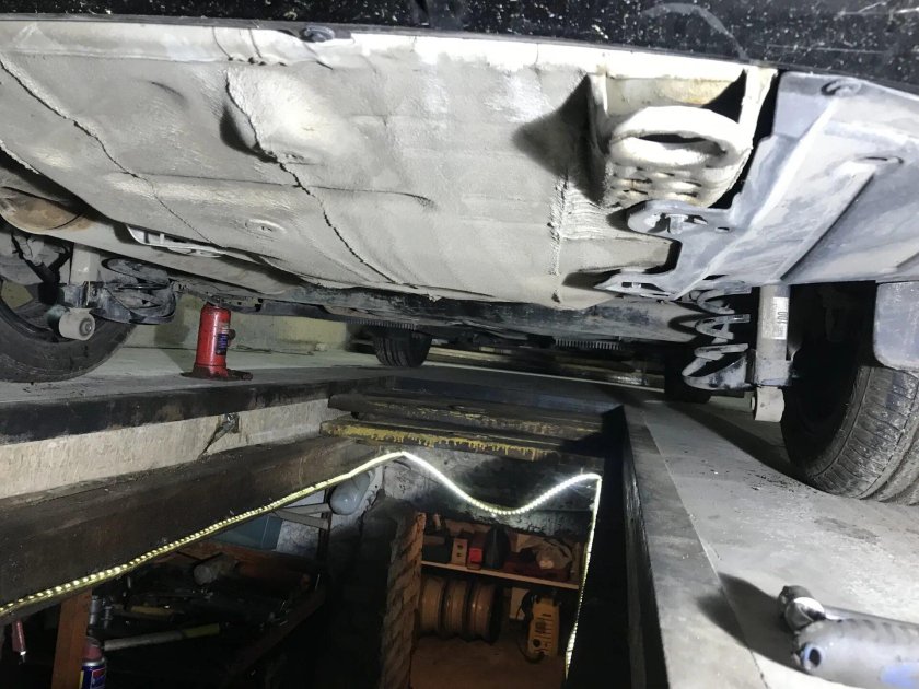 Днище Шкода Рапид