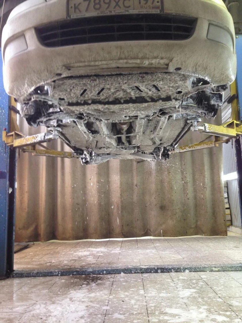 Днище Шкода Рапид