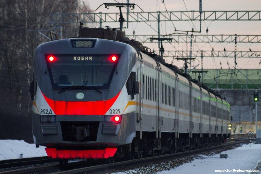 Эп2д электропоезд