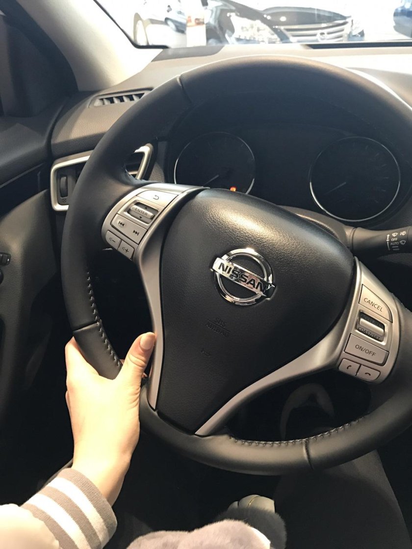За рулем Ниссан Теана