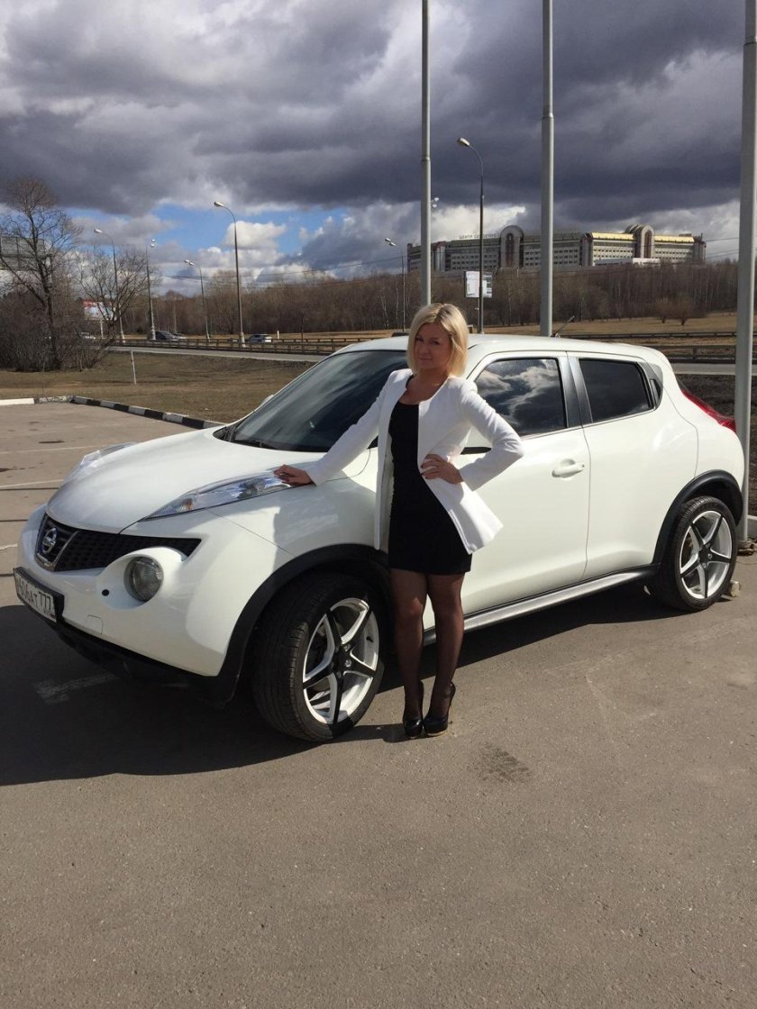 Анжела на белом Жуке Новосибирск