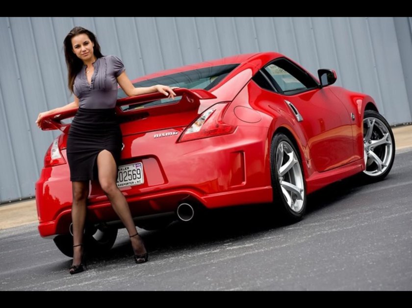 Nissan 370z девушка