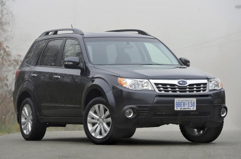 Субару Форестер 3