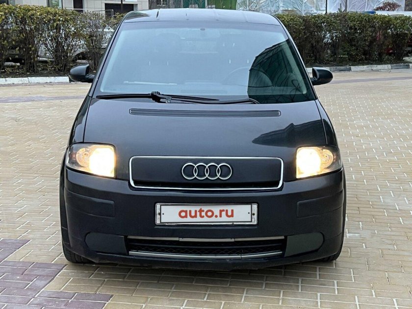 Черная ауди
