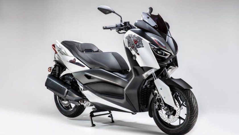 Yamaha XMAX 300