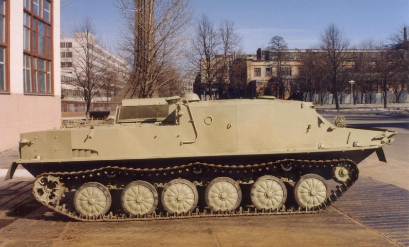 БТР-50 бронетранспортёр