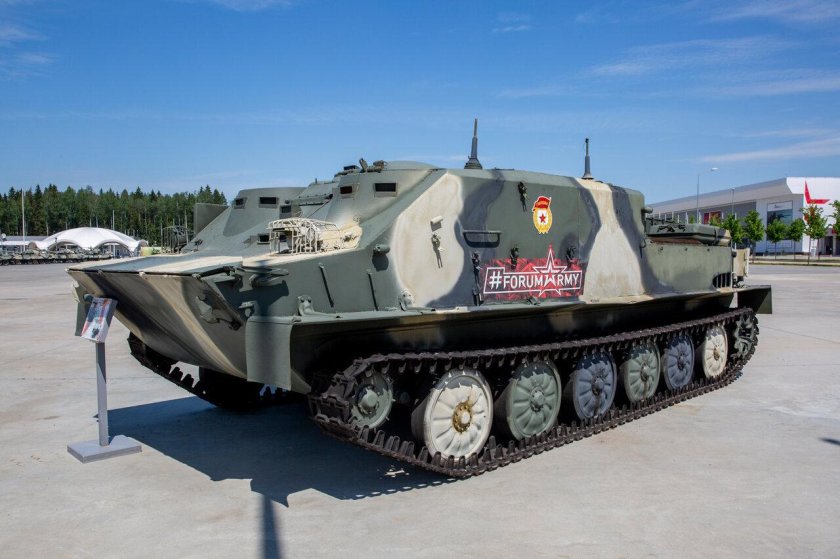 БТР-50 бронетранспортёр