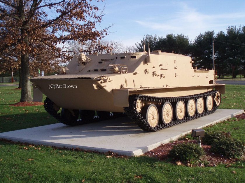 БТР-50 бронетранспортёр