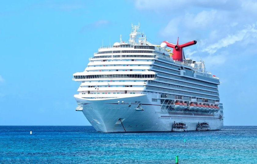 Карнивал круизный корабль