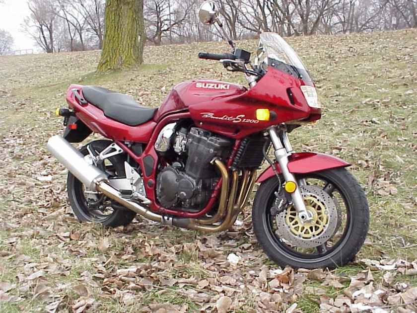 Suzuki gsf1200s Bandit