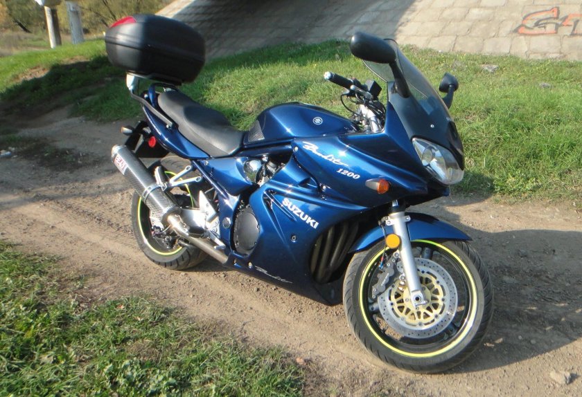 Suzuki gsf1200s Bandit