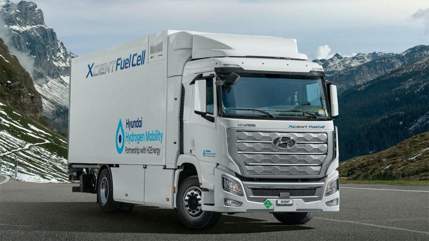 Грузовики Hyundai Xcient