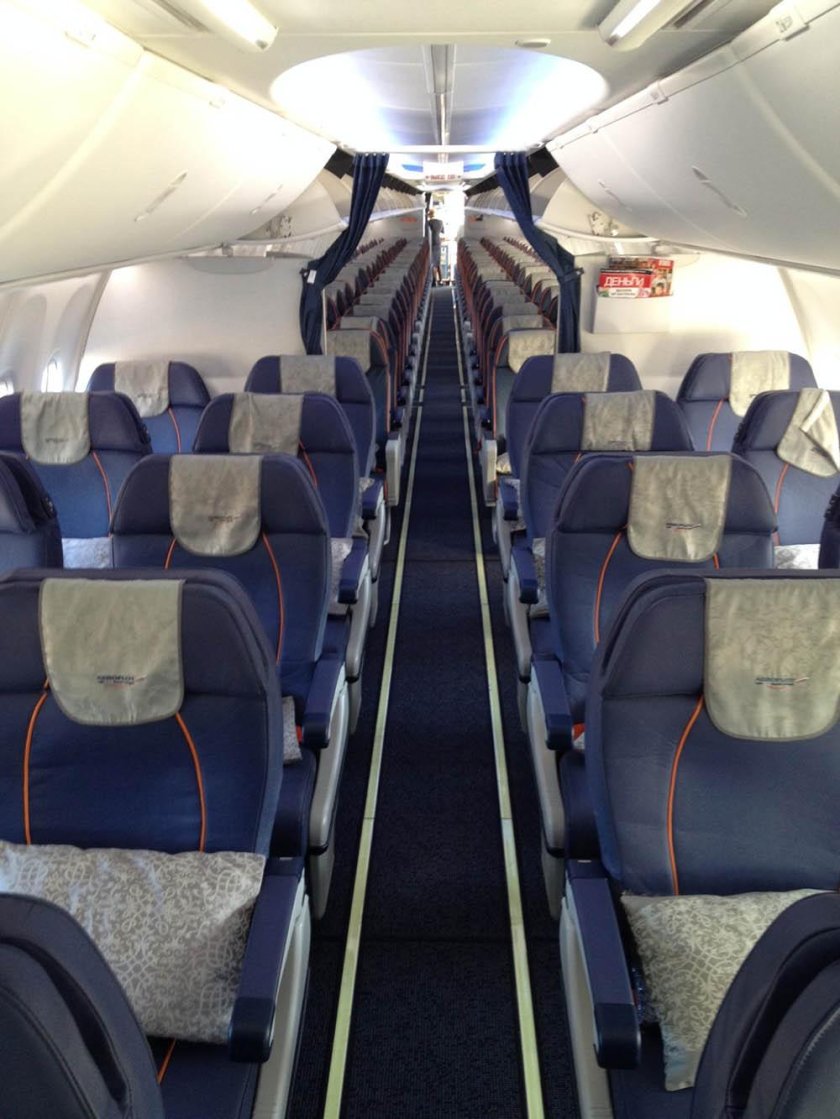 Салон самолёта Боинг 737-800