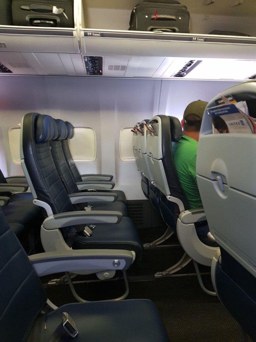 Boeing 737-800 s7 13 ряд