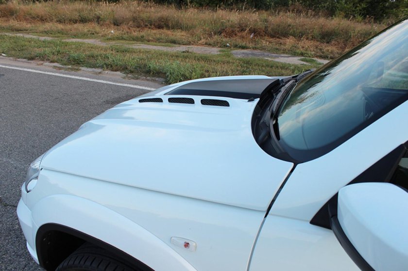 Капот 2123 стеклопластик