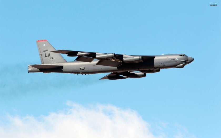 B-52h бомбардировщик