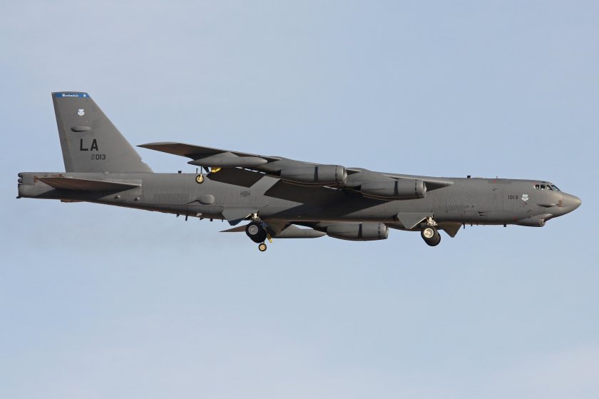 Бомбардировщик б 52