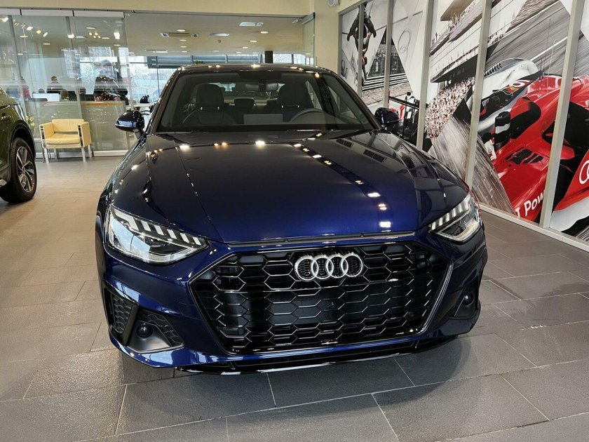 Тойота Кроун гибрид 2020