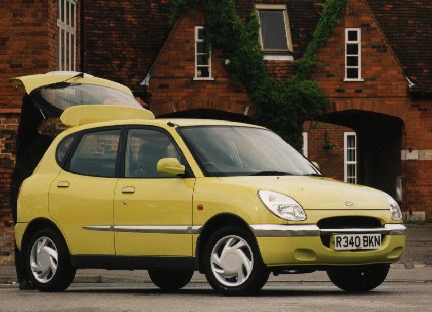 Daihatsu Sirion 1999