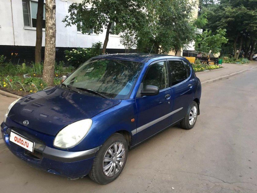 Daihatsu sirion 1999