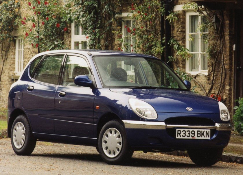 Daihatsu Sirion 1999