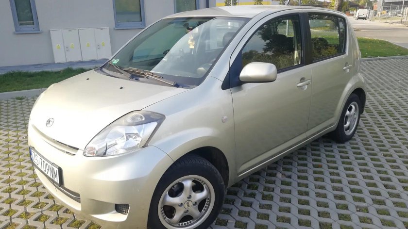 Тойота пассо 2004