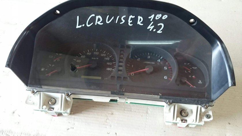 Спидометр Toyota Land Cruiser 100