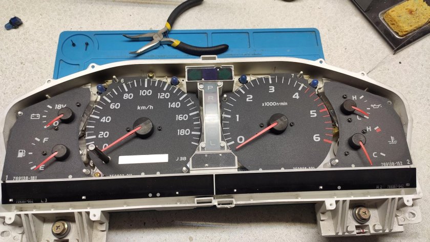 Приборная панель Land Cruiser 100