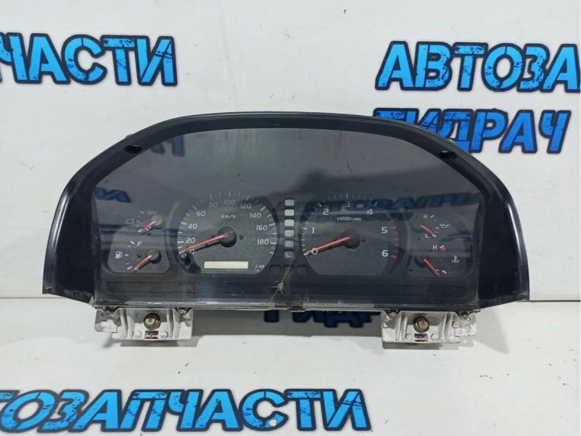Панель приборов тойота