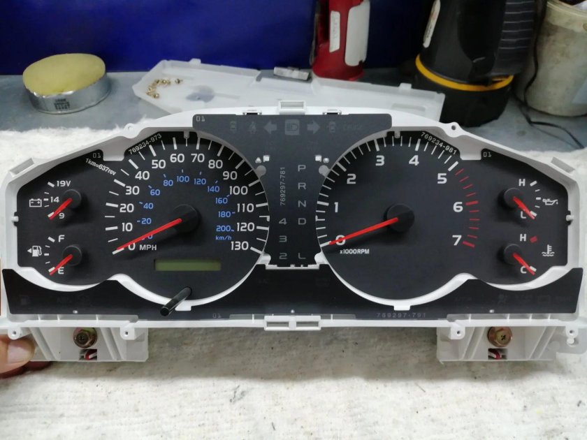 Спидометр ленд Крузер 100