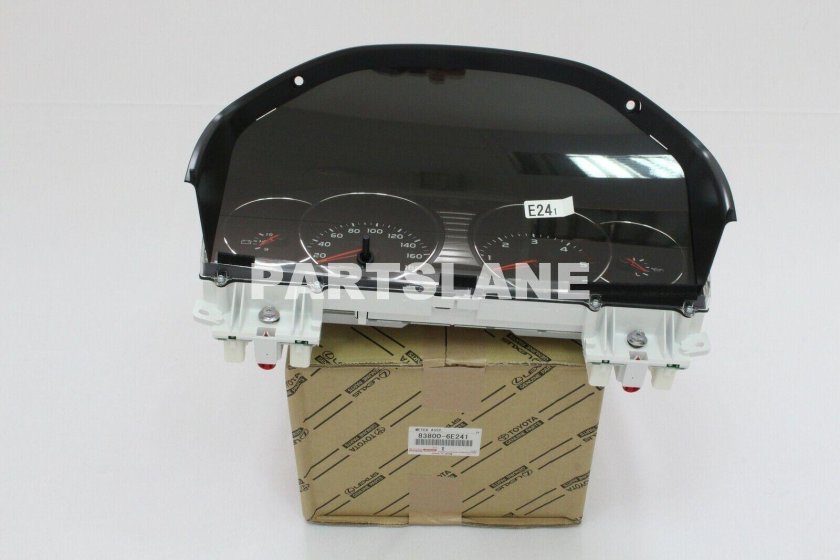 Панель приборов toyota land cruiser 100