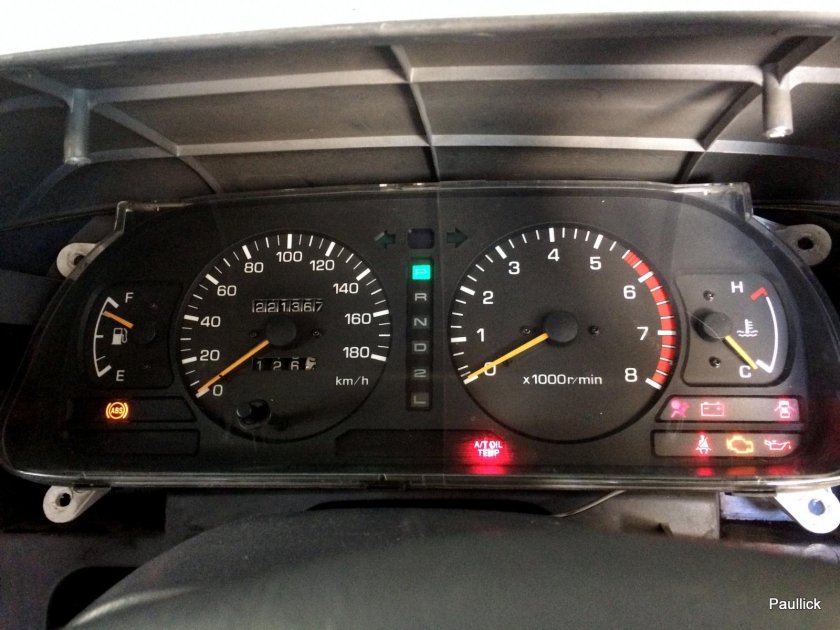 Панель приборов Toyota Land Cruiser 80