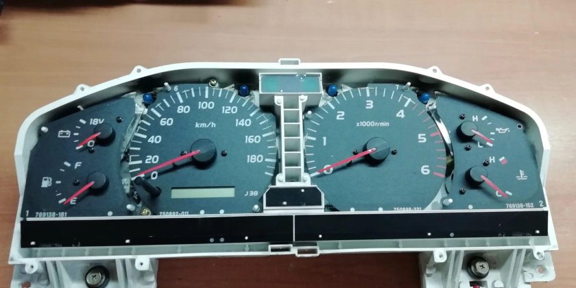 Панель приборов тойота ленд крузер 100